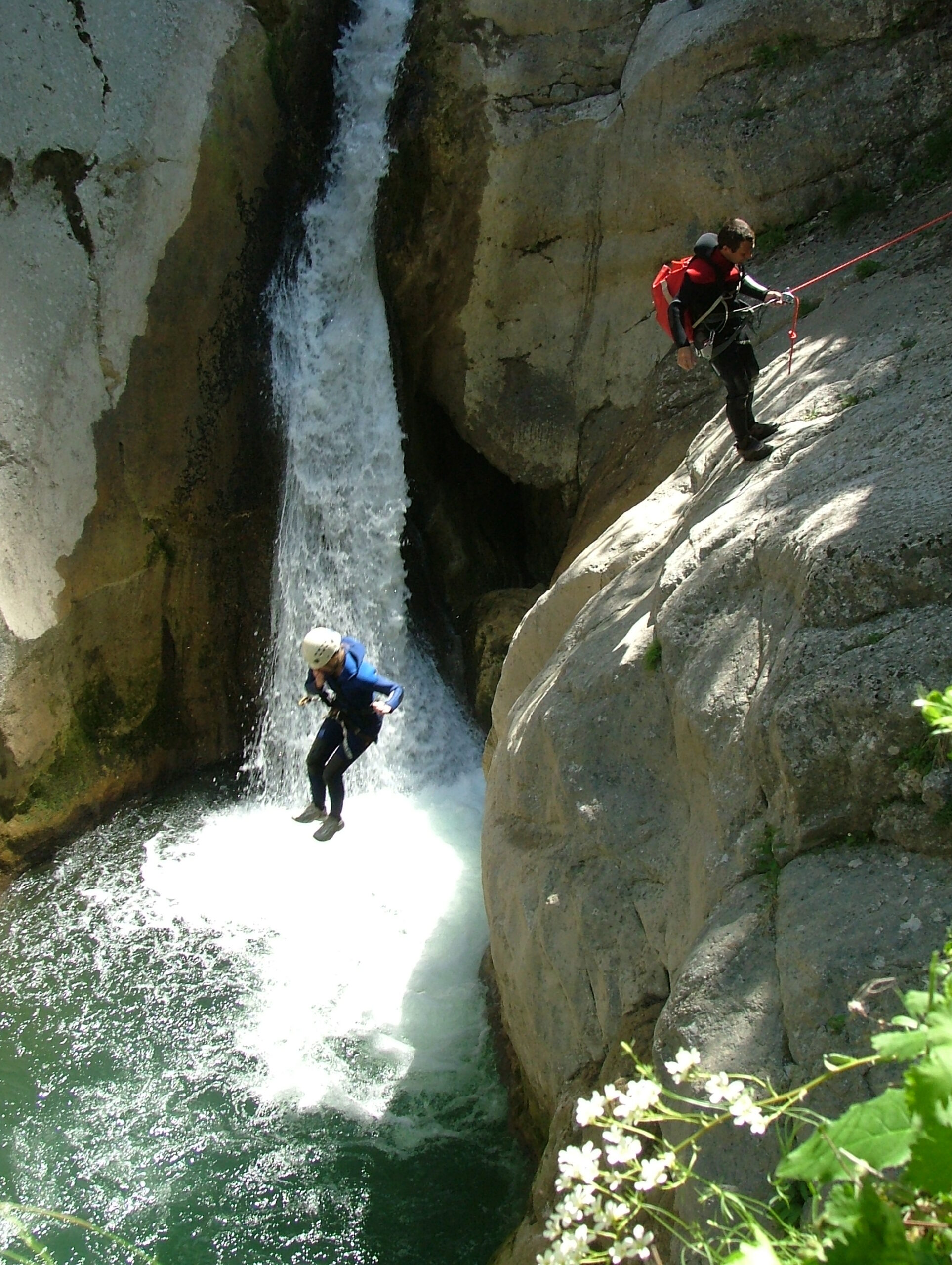 Canyoning, saut et descente en rappel dans les Gorges du Verdon